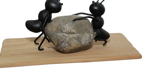 droppedImage